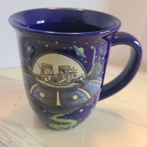 Rick and Morty Official Adult Swim Spaceship 12 oz Coffee Mug - Picture 1 of 5